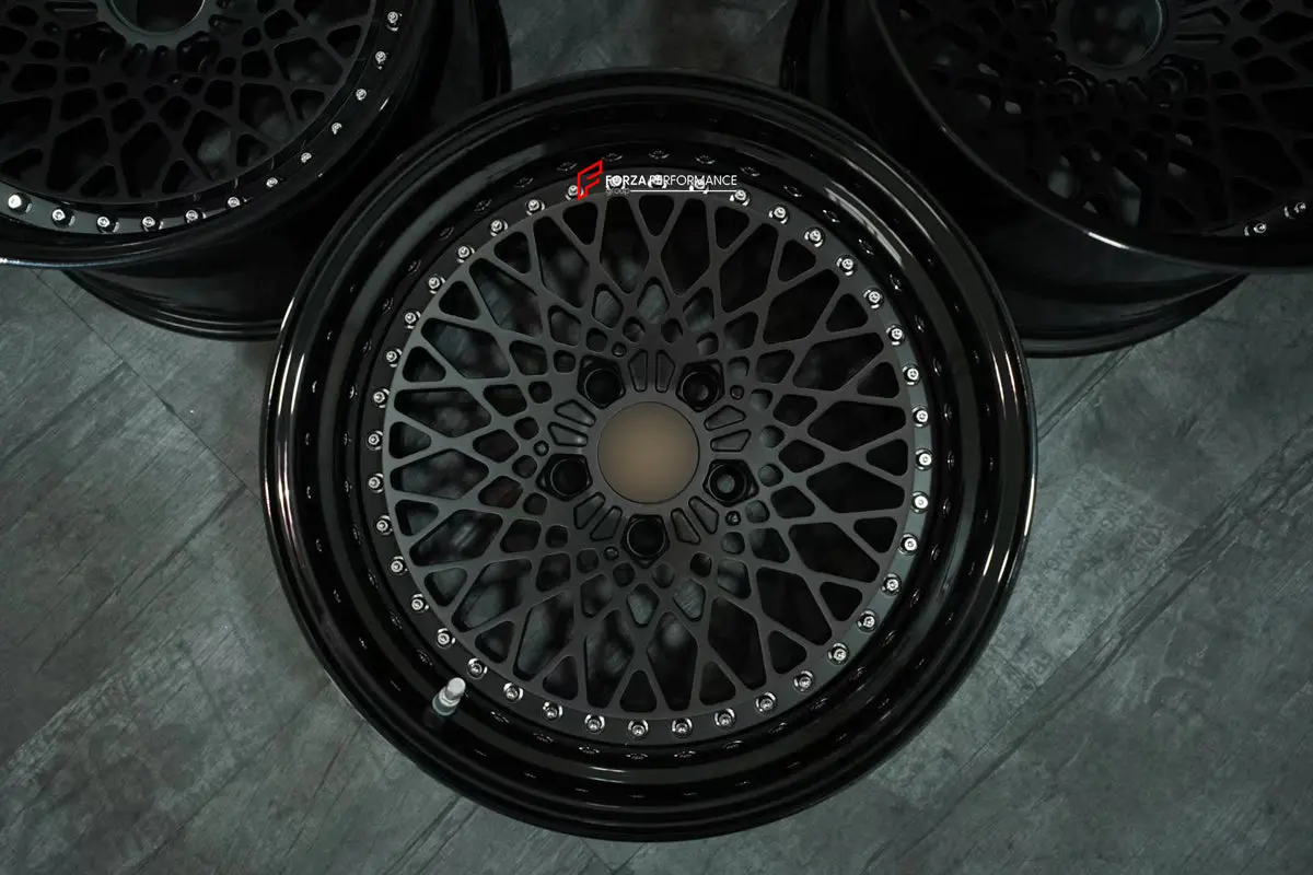 3-Piece 24 Inch Forged Wheels Rims For Lamborghini Urus Novitec Wide Body Kit 1