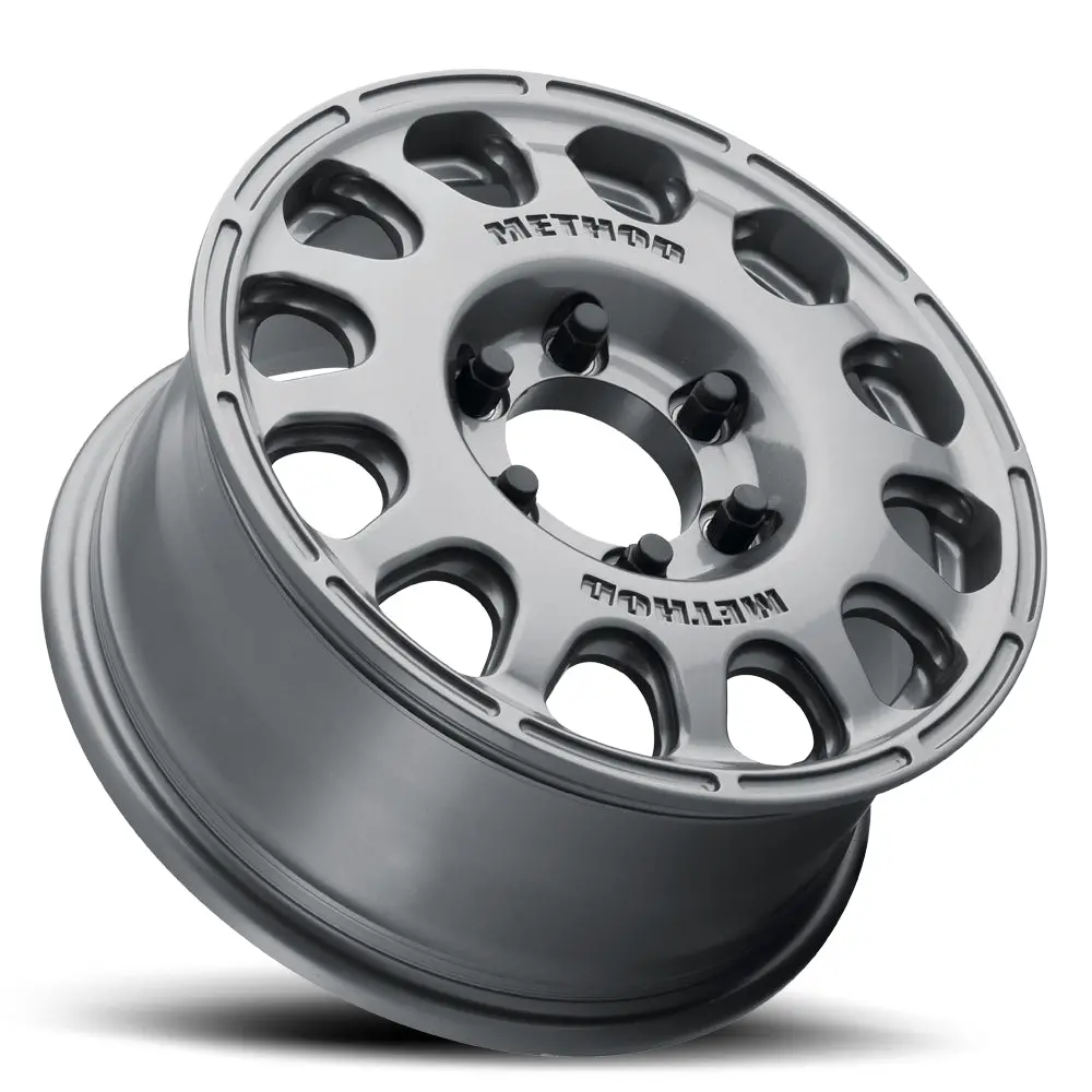 Method 16X7 Mr107 Bolt Pattern 6 On 139.7 Offset 45 Lip Size 0 Gloss Titanium Aluminum Wheel 2