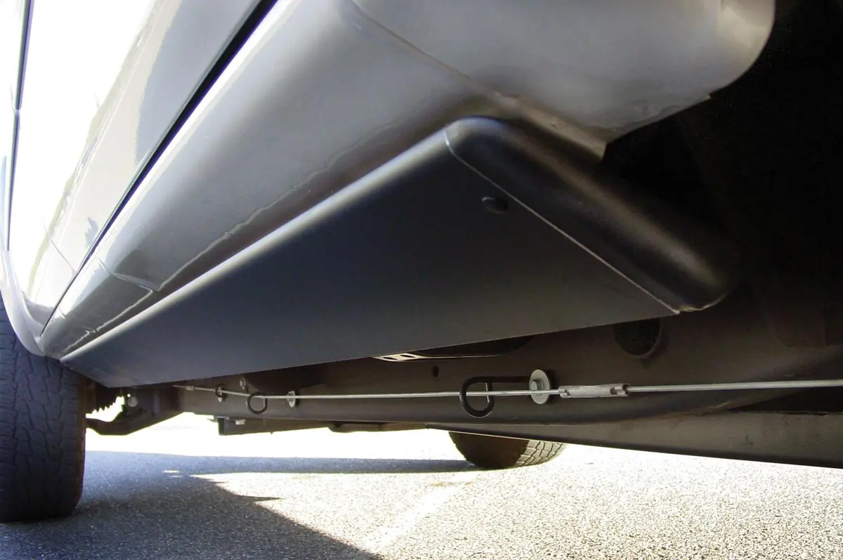 Powerstep Electric Running Boards For 1999-2006 Silverado/Sierra 1500/2500/3500 Extended Crew Cab Amp Research 1