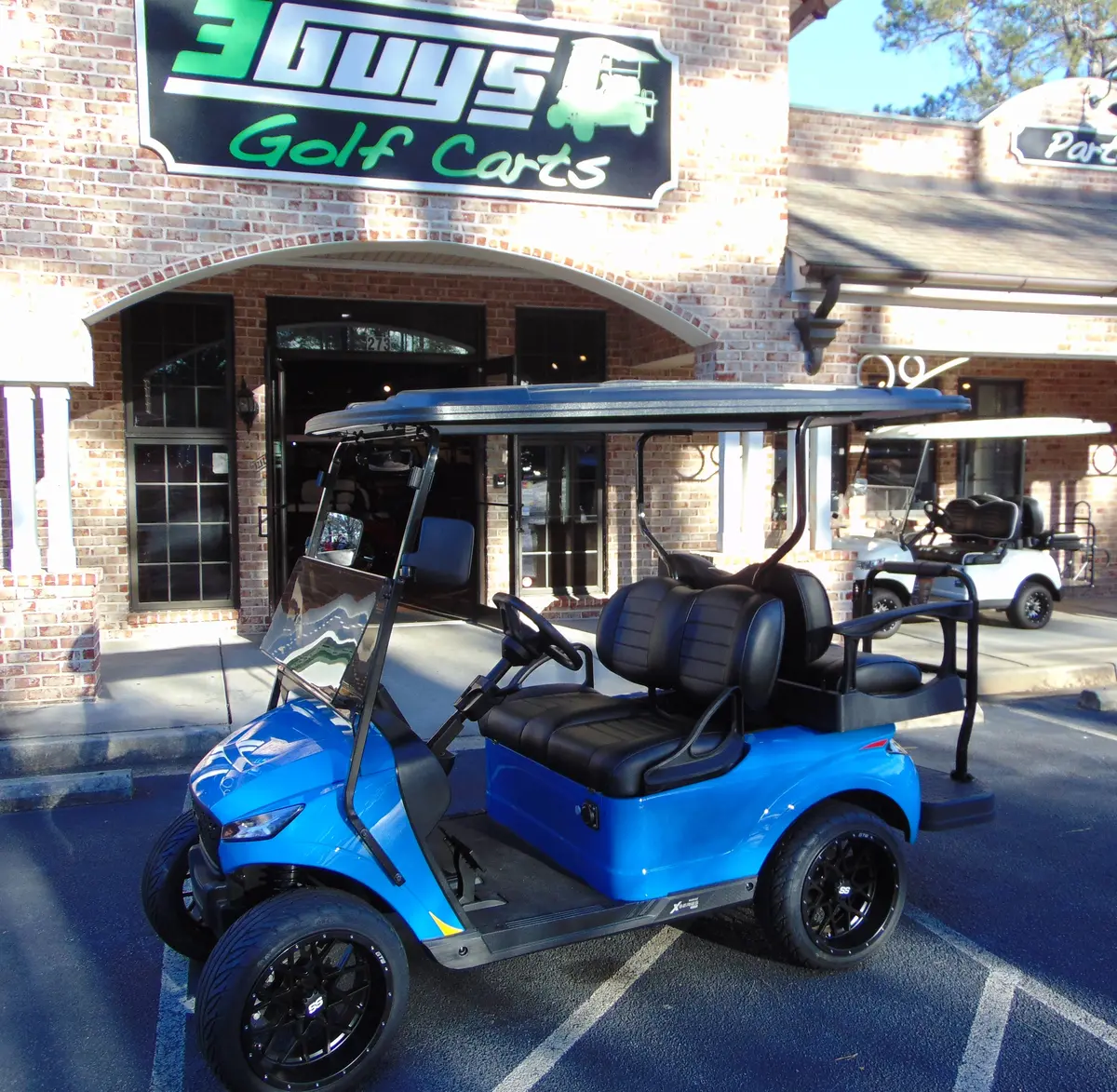 2024 Madjax Bolt Blue, 105Ah Lithium Battery 1