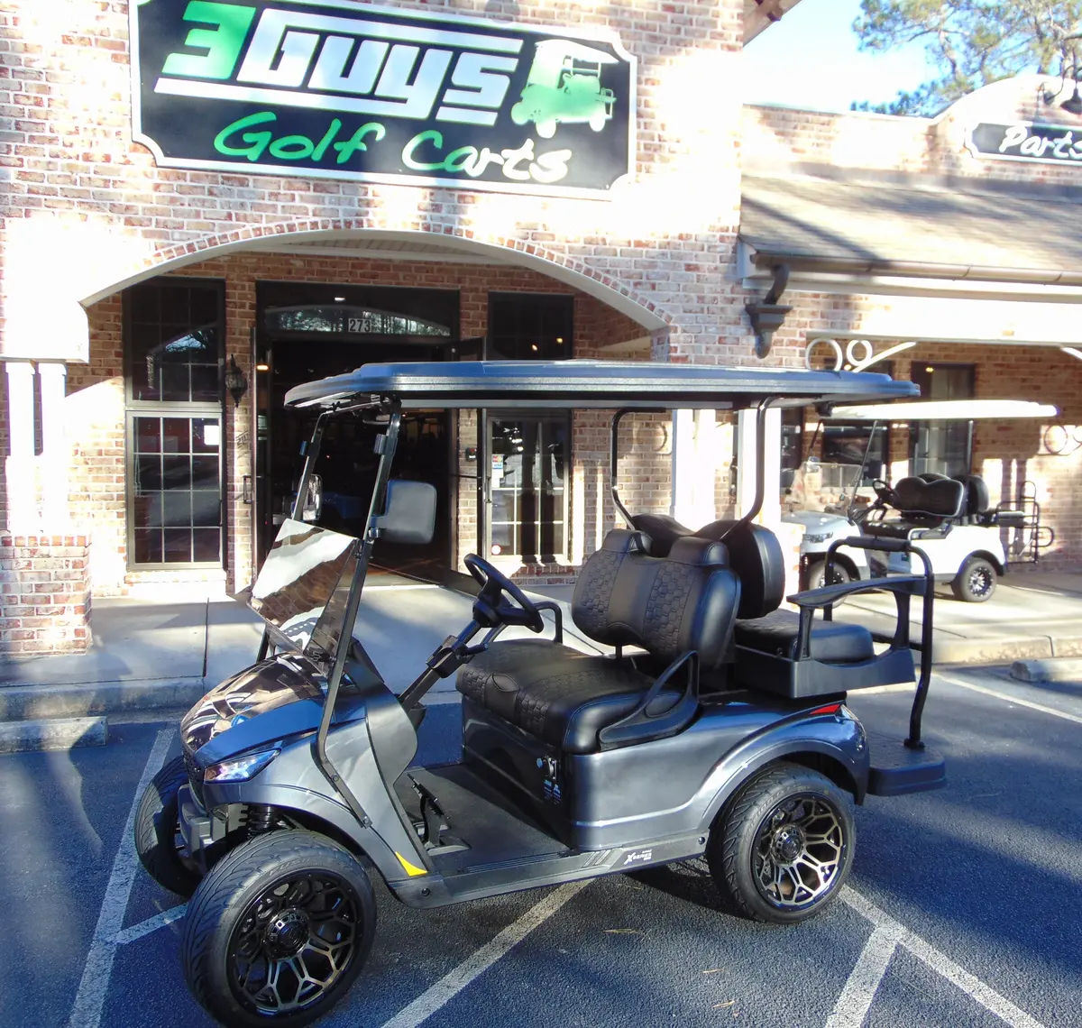 2024 Madjax Gunmetal Metallic 105Ah Lithium Battery 1