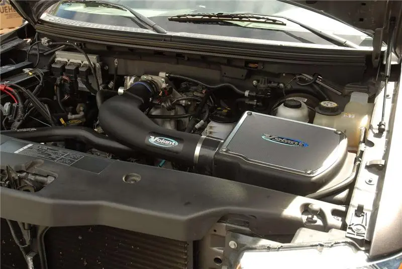 Volant 04-05 Ford F-150 4.6 V8 Pro5 Closed Box Air Intake System 1